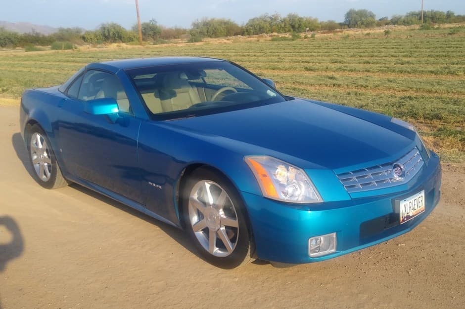 2008 Cadillac XLR sold for $21,759