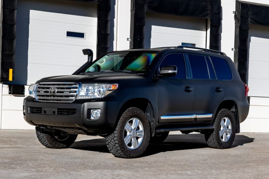 2015 Toyota Land Cruiser 200-Series sold for $82,000