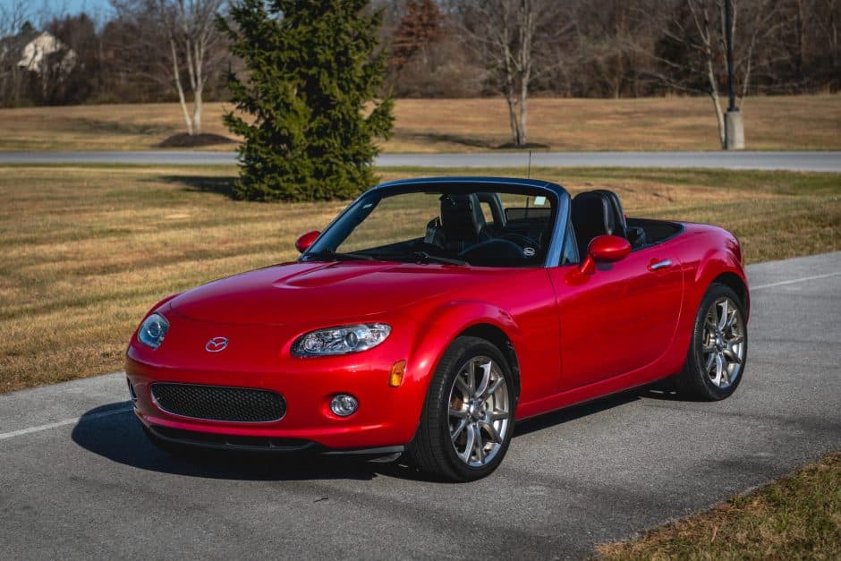 2006 Mazda NC MX-5 Miata sold for $17,000
