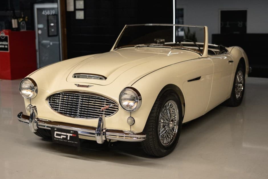 1960 Austin-Healey 3000 sold for $56,000