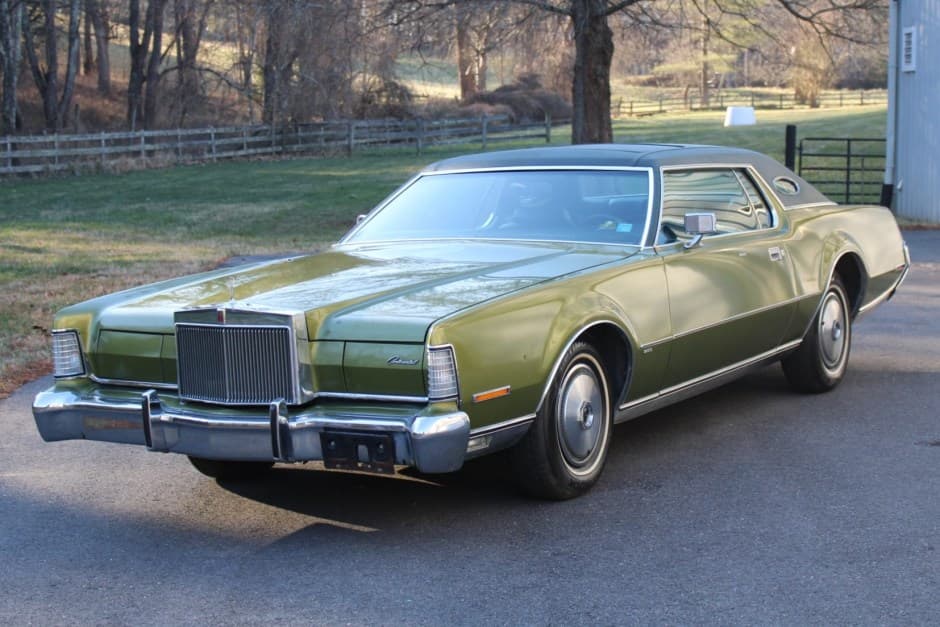 1973 Lincoln Continental Mark IV (1972-1976) sold for $11,300