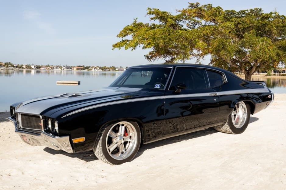 1971 Buick Skylark sold for $30,692