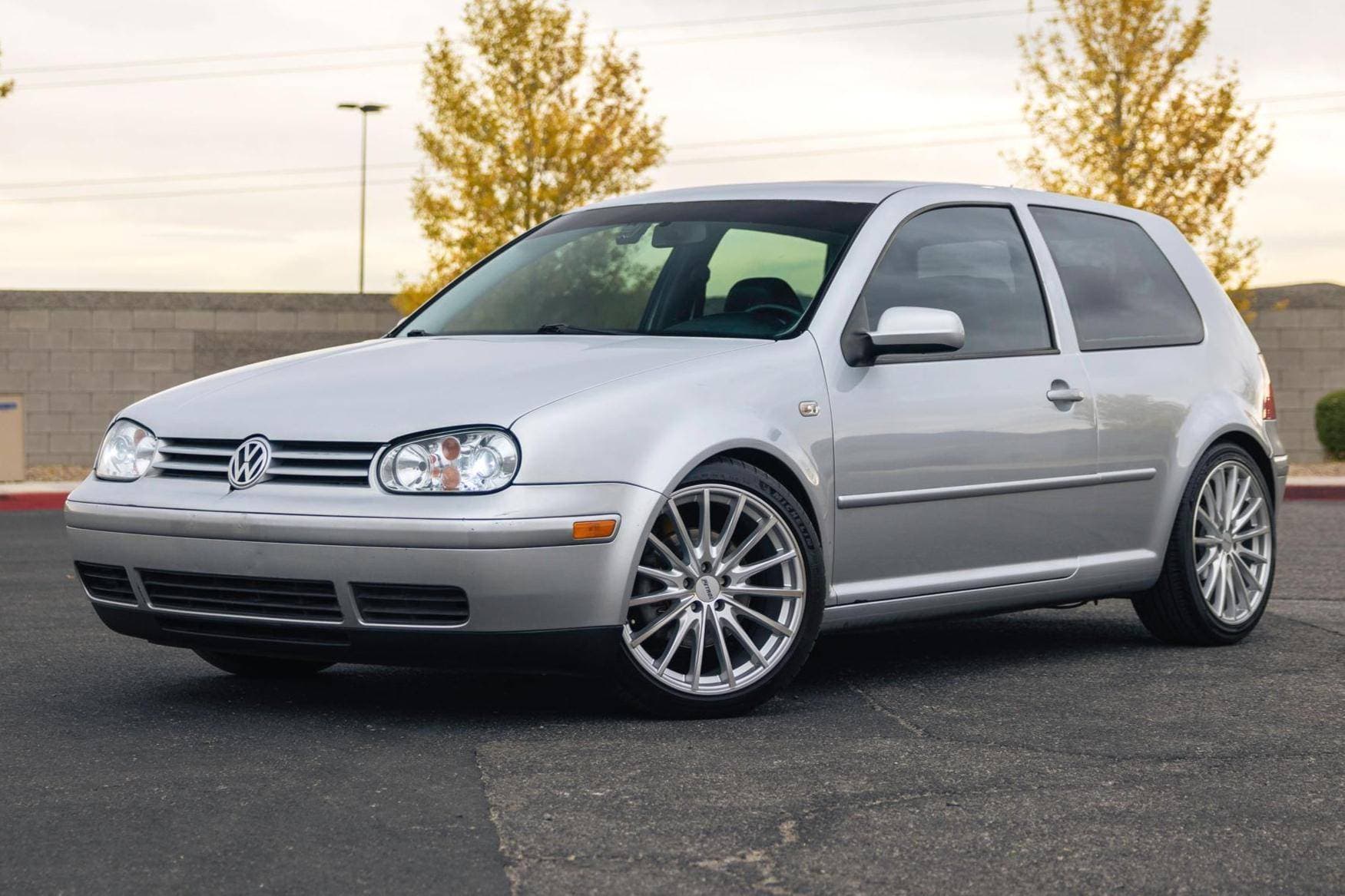 2002 Volkswagen Mk4 GTI sold for $5,300