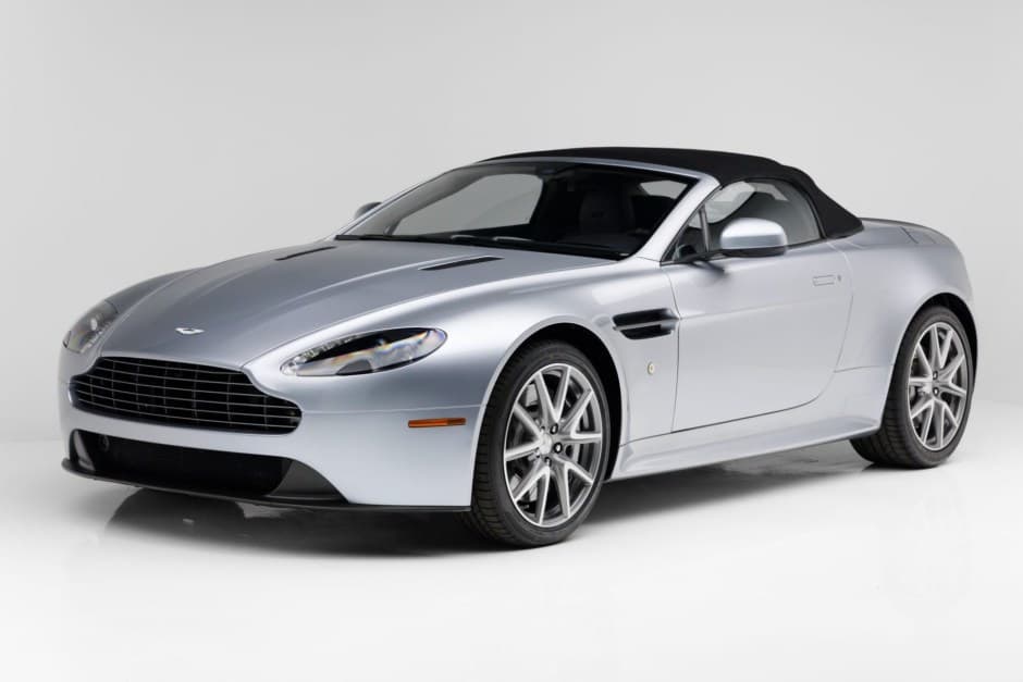 2015 Aston Martin V8 Vantage (2006+) sold for $58,500