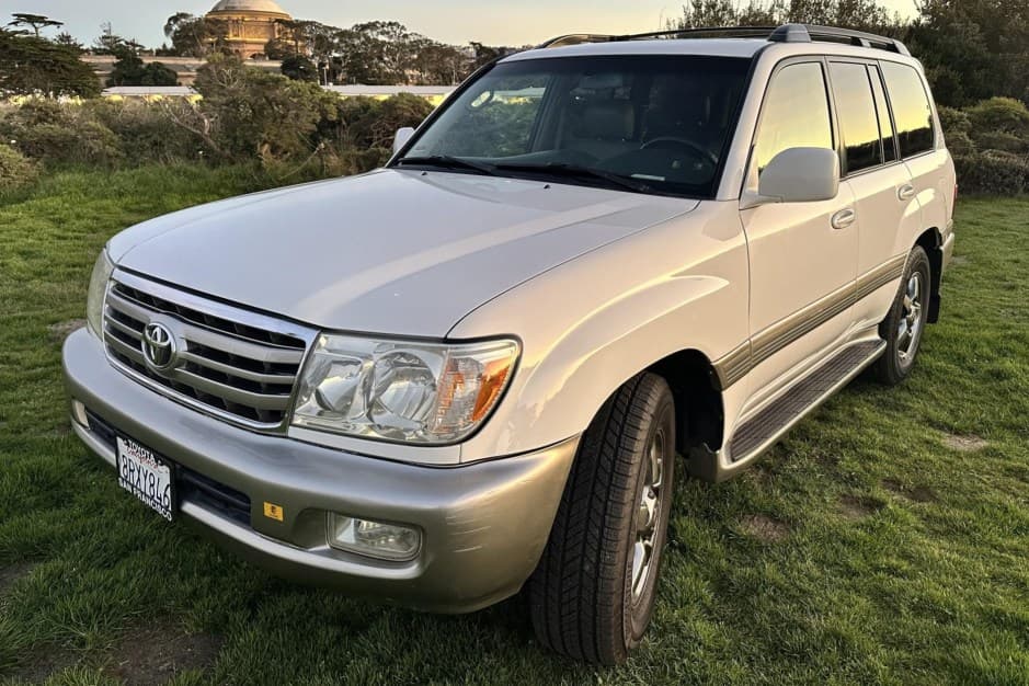 2007 Toyota Land Cruiser 100-Series sold for $24,000