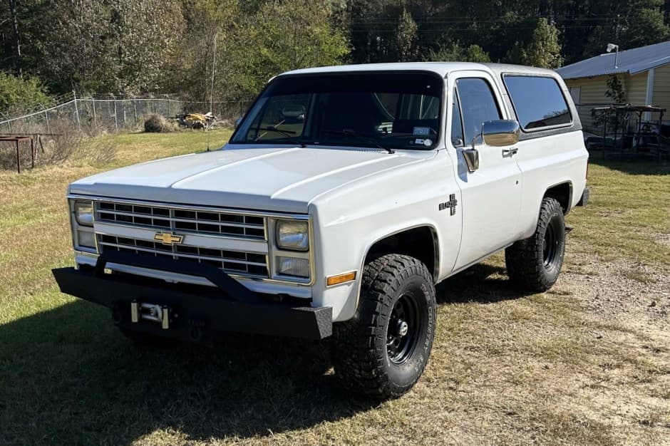 1988 Chevrolet K5 Blazer 1973-1991 sold for $20,767