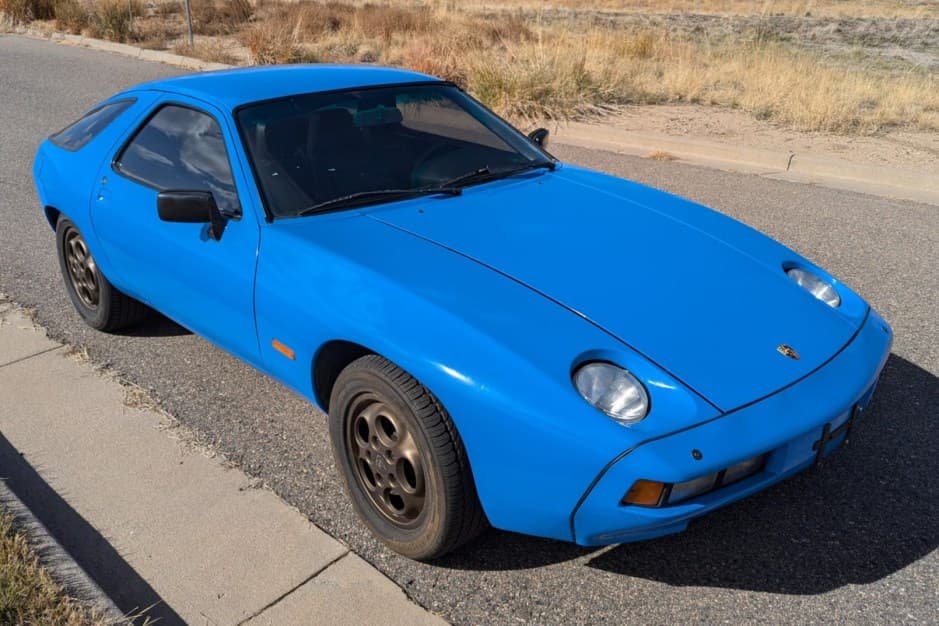 1979 Porsche 928 sold for $6,000