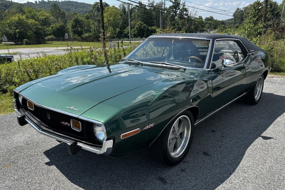 1973 AMC Javelin sold for $9,011