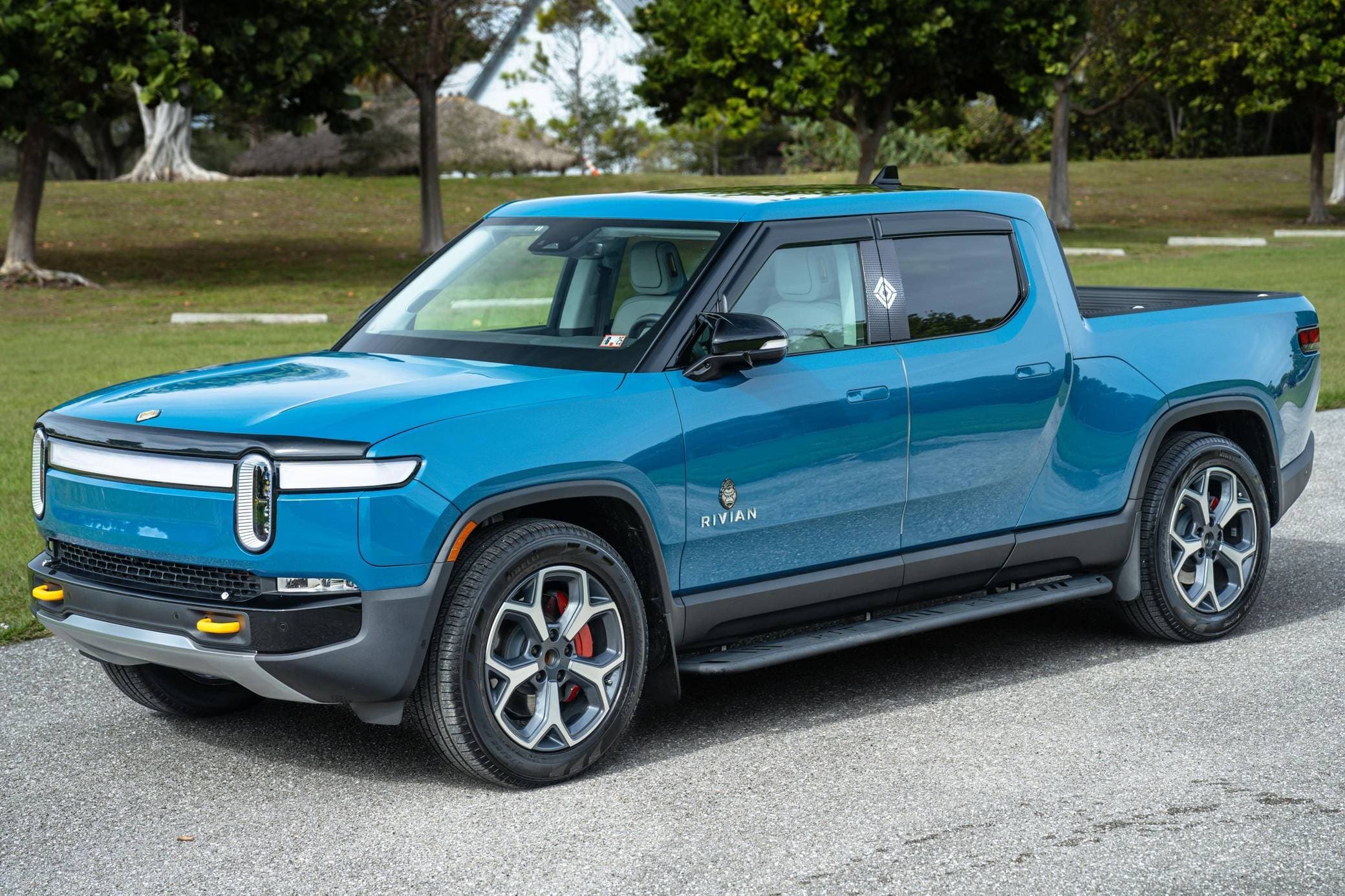 2024 Rivian R1T sold for $65,000