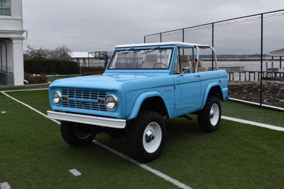 1967 Ford Bronco U13/U14/U15 1966-1977 sold for $54,500