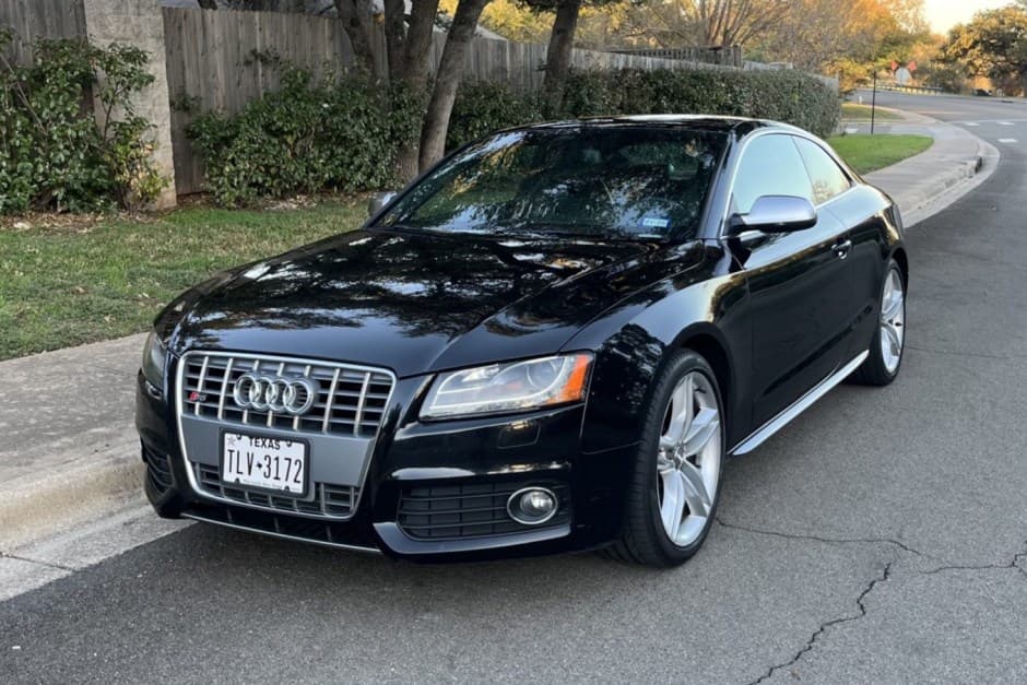 2010 Audi S5 sold for $14,500
