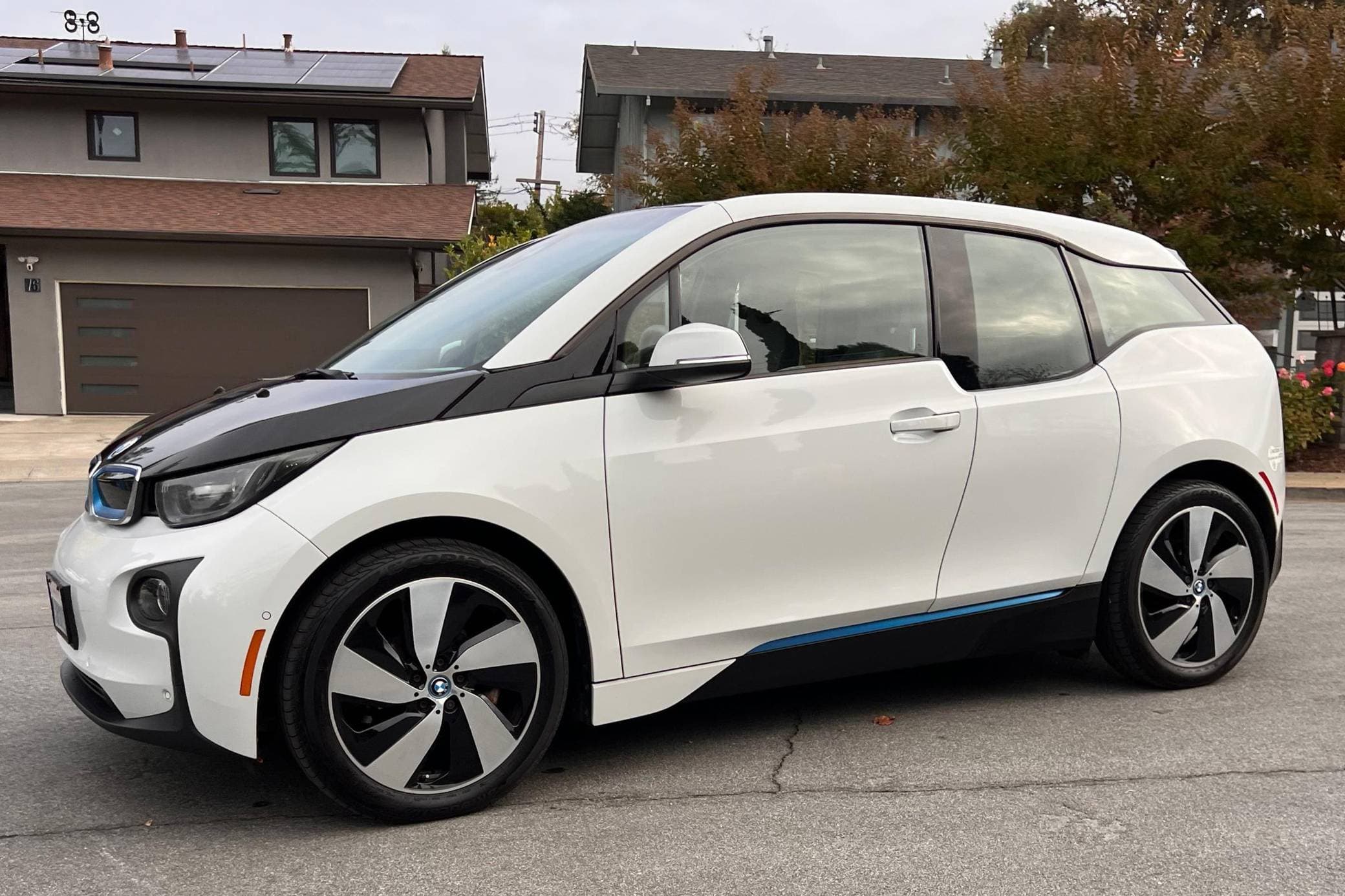 2014 BMW i3 sold for $7,700