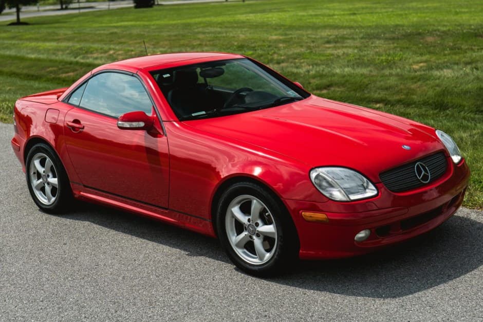 2003 Mercedes-Benz SLK-Class sold for $9,500