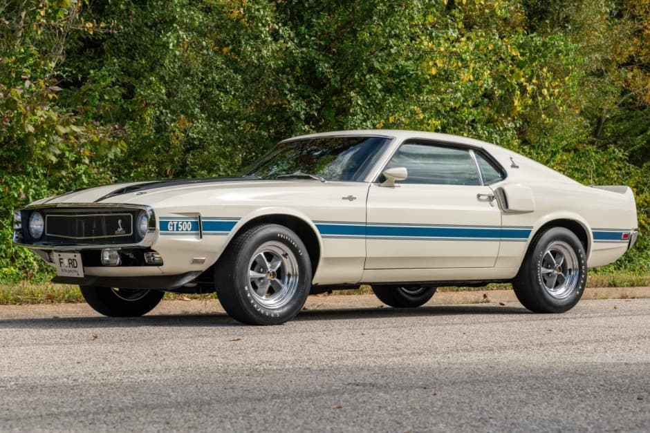 1970 Shelby Mustang GT350 & GT500 sold for $235,000