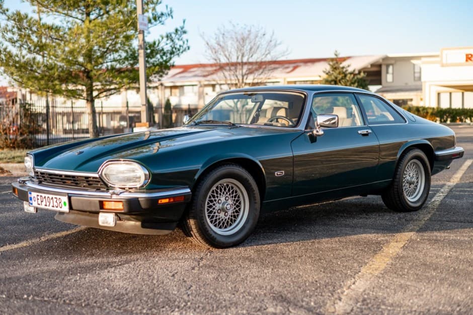 1992 Jaguar XJS sold for $18,500