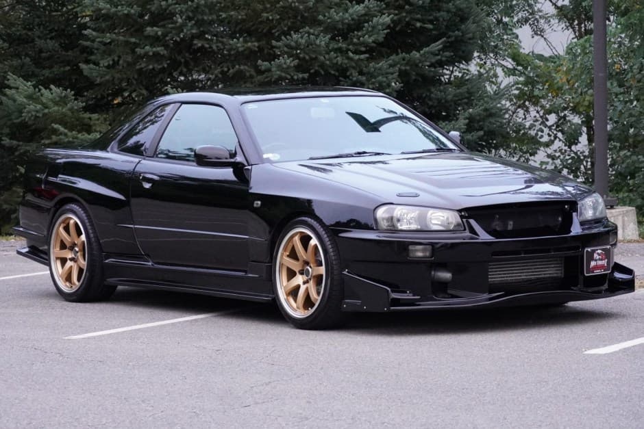 1998 Nissan R34 Skyline sold for $30,000