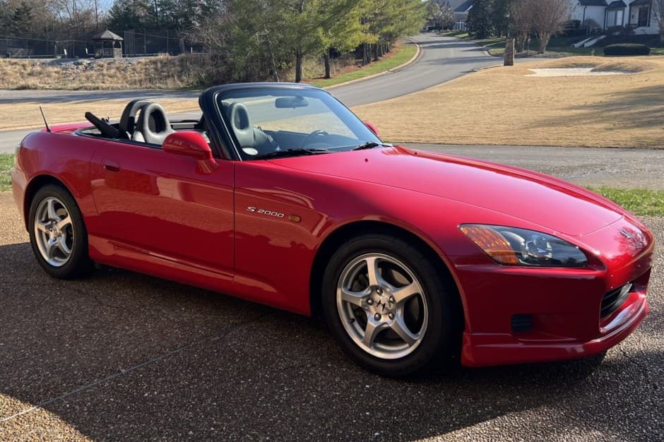 2000 Honda S2000 sold for $30,000