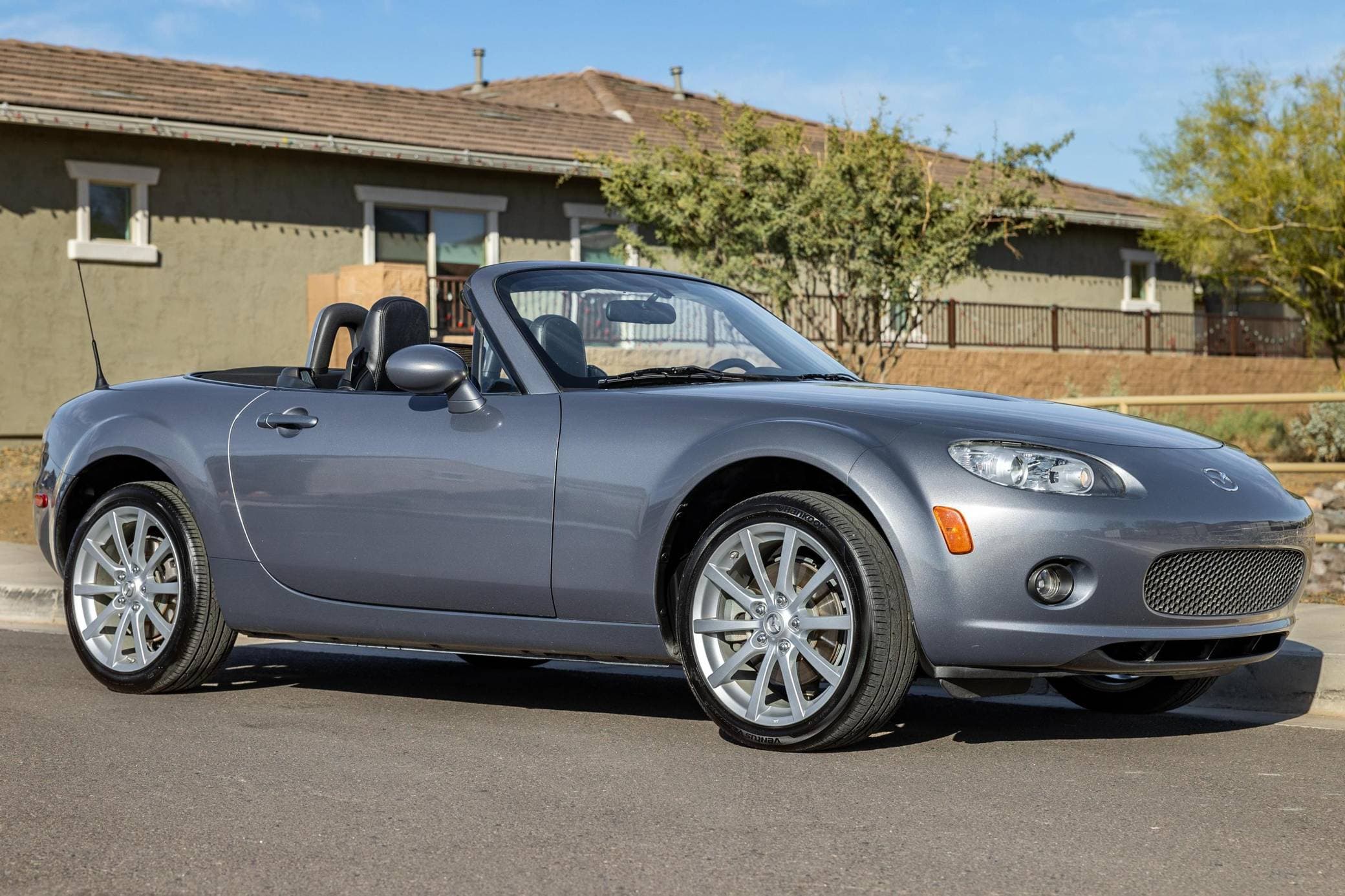 2006 Mazda NC Miata sold for $8,800