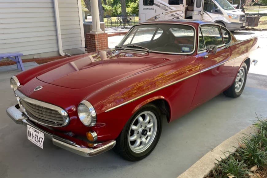 1967 Volvo P1800/1800 sold for $10,000