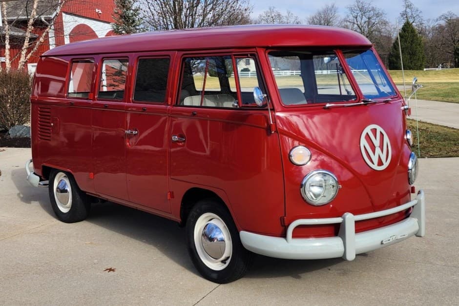 1964 Volkswagen Split-Window Bus sold for $45,000