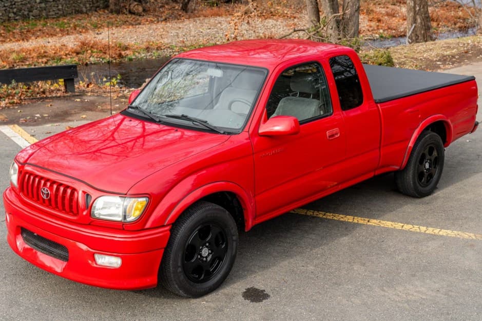 2003 Toyota Tacoma (N1X0 1995-2005) sold for $10,856