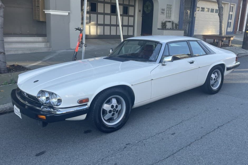 1985 Jaguar XJS sold for $5,500