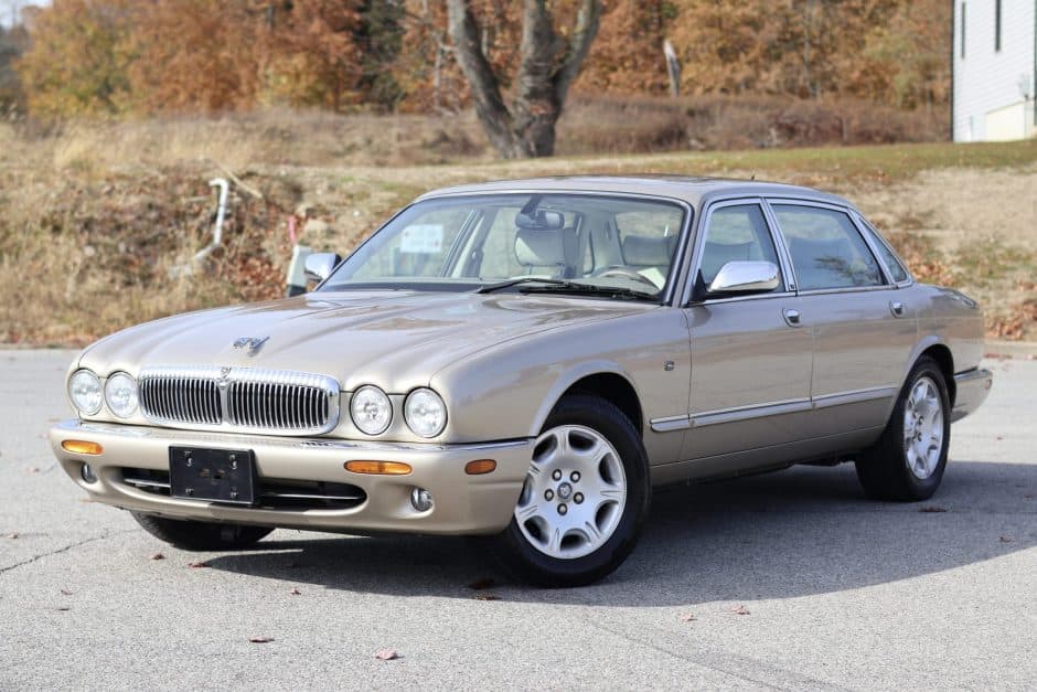 2001 Jaguar X308 XJ (1998-2003) sold for $5,550