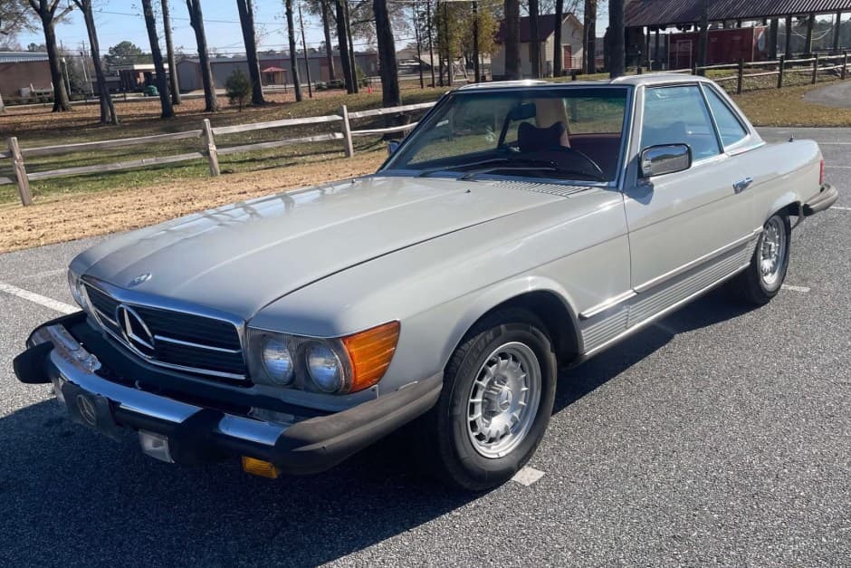 1978 Mercedes-Benz R107 SL sold for $4,100