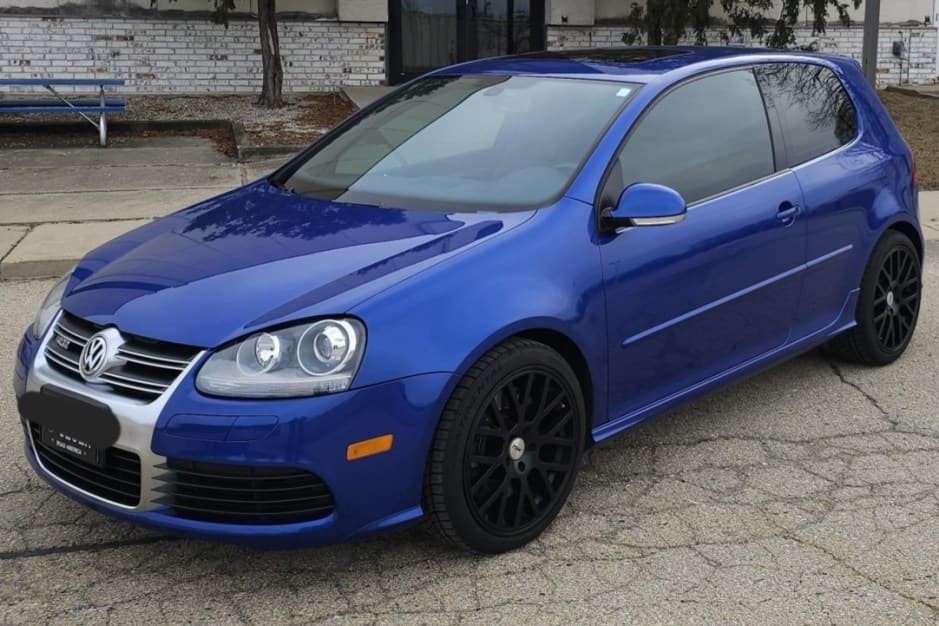 2008 Volkswagen R32 sold for $20,950
