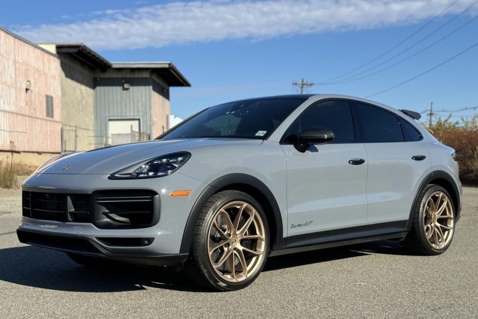 2023 Porsche 9Y0/9Y3 Cayenne (2019-) sold for $148,500