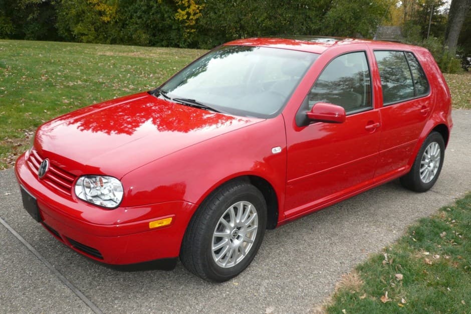 2004 Volkswagen Golf & Rabbit sold for $9,500