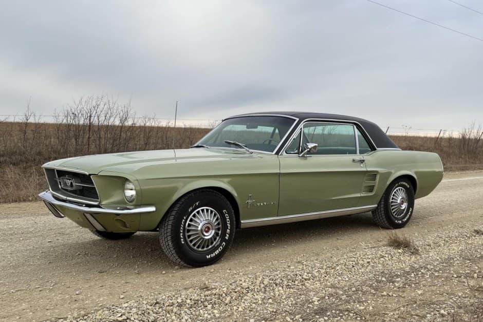 1967 Ford Mustang 1967-1968 sold for $26,000