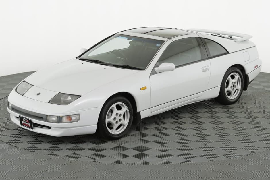 1997 Nissan Z32 300ZX sold for $5,850