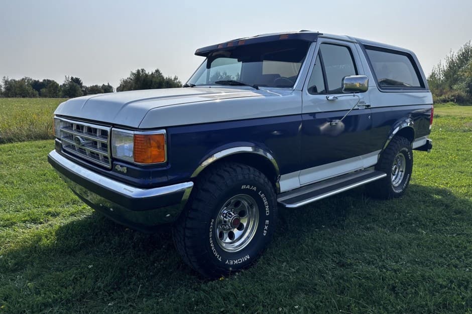 1988 Ford Bronco 4th-5th Generations 1987-1996 sold for $16,752