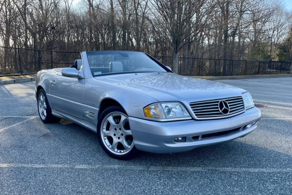 2002 Mercedes-Benz R129 SL sold for $17,249