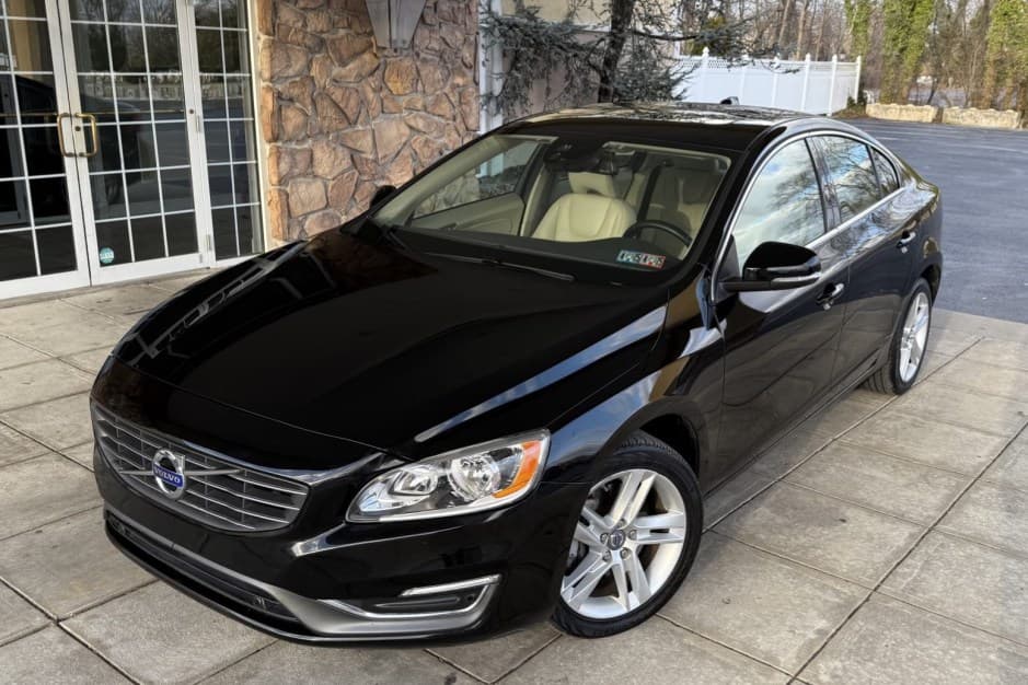2014 Volvo  sold for $11,750