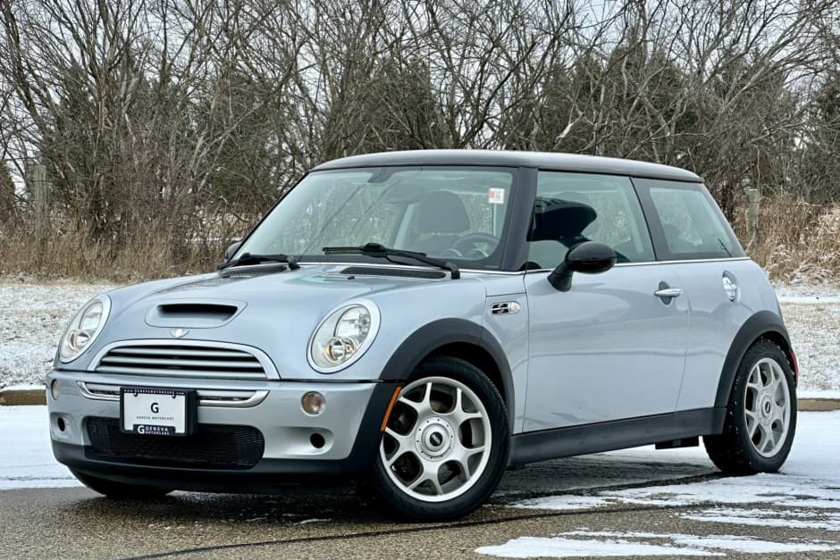 2006 Mini R53 Cooper S sold for $11,950