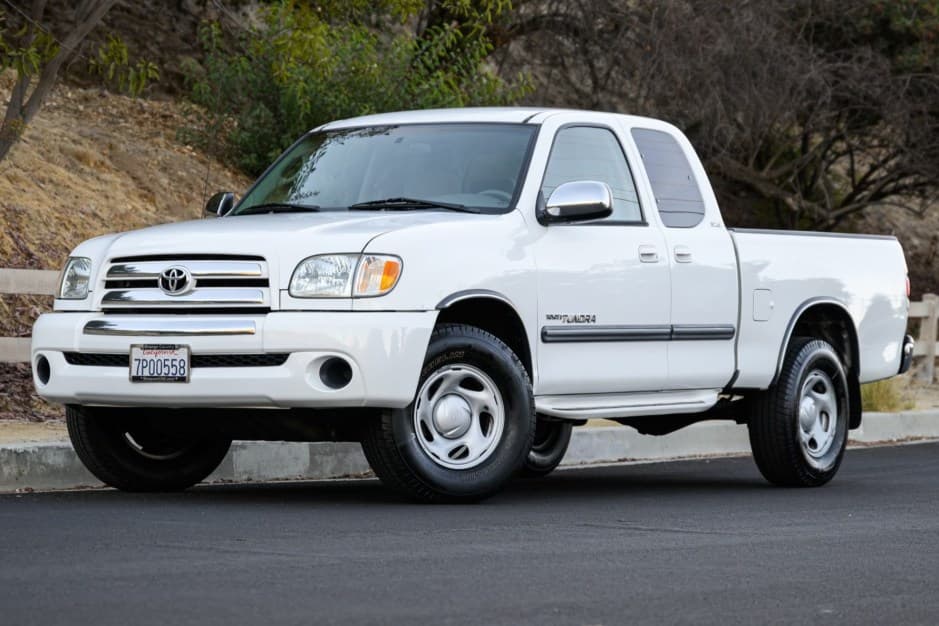 2004 Toyota Tundra (XK30/XK40 2000-2006) sold for $15,500