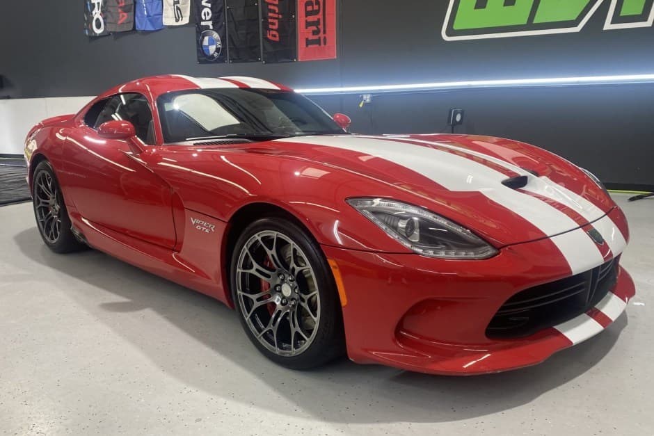 2017 Dodge Viper (2013-2017) sold for $110,000