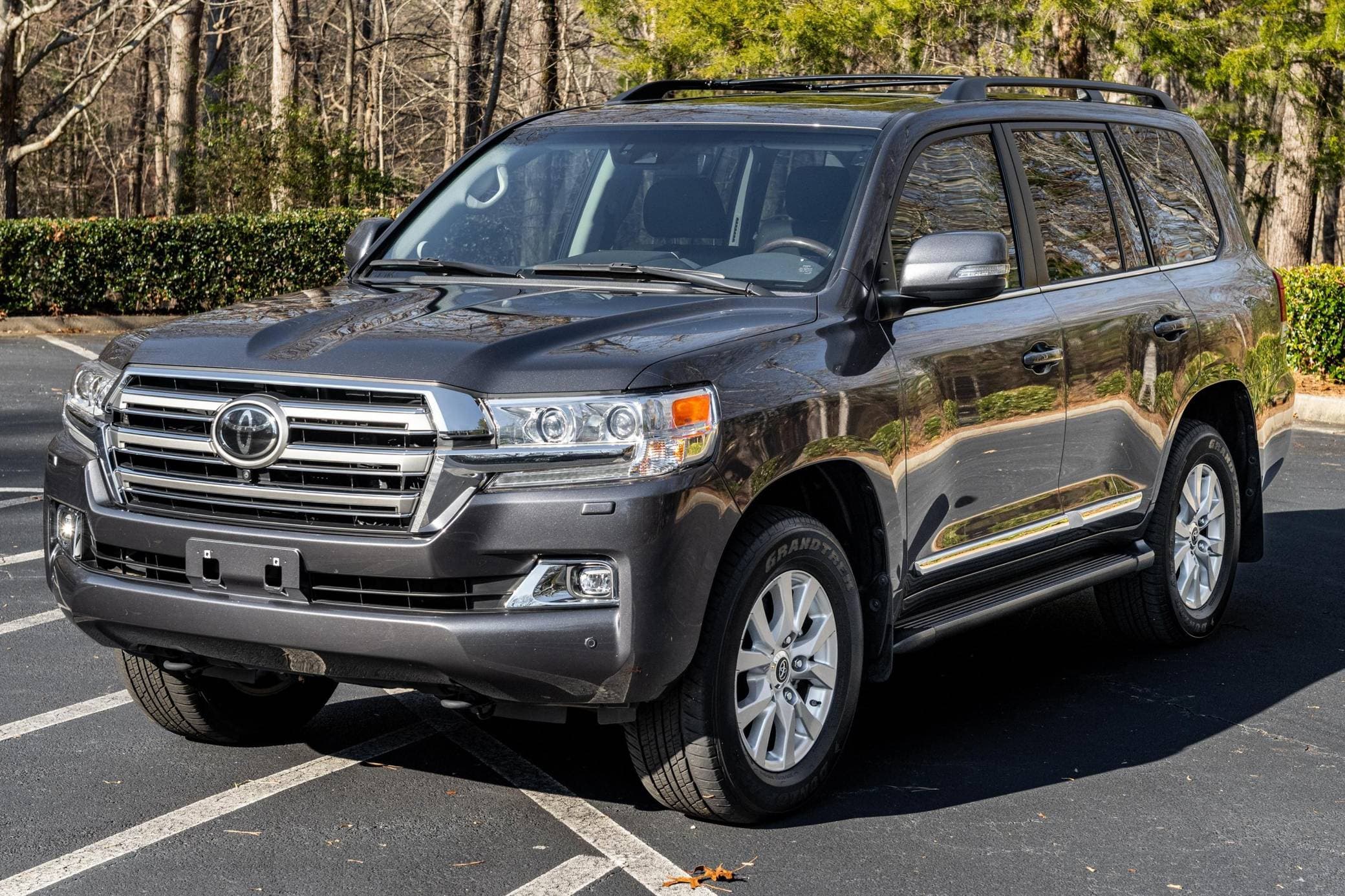 2021 Toyota Land Cruiser sold for $89,000