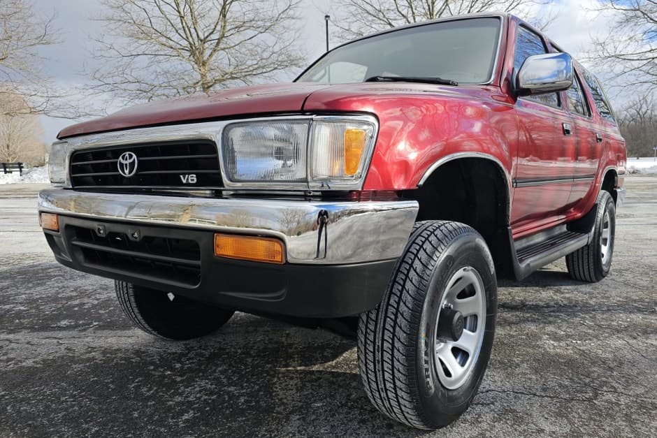 1995 Toyota 4Runner (N120) sold for $11,750