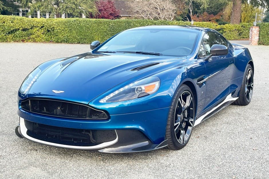 2018 Aston Martin Vanquish sold for $124,770