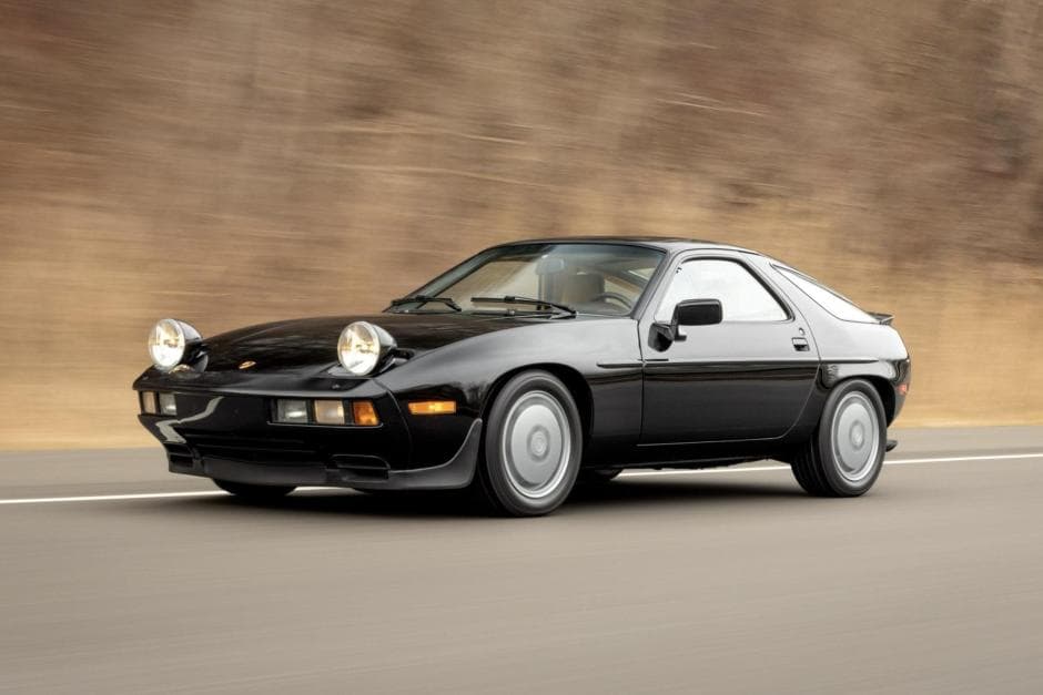1986 Porsche 928 sold for $44,250