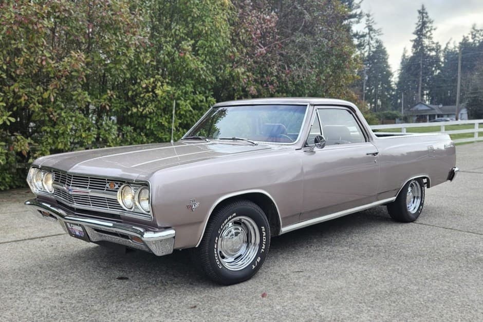 1965 Chevrolet El Camino sold for $13,755