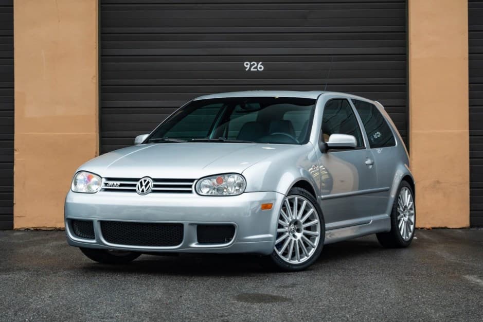 2004 Volkswagen R32 sold for $35,000