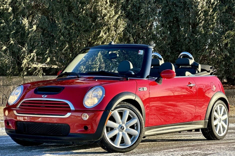 2008 Mini R52 Cooper Convertible sold for $15,000