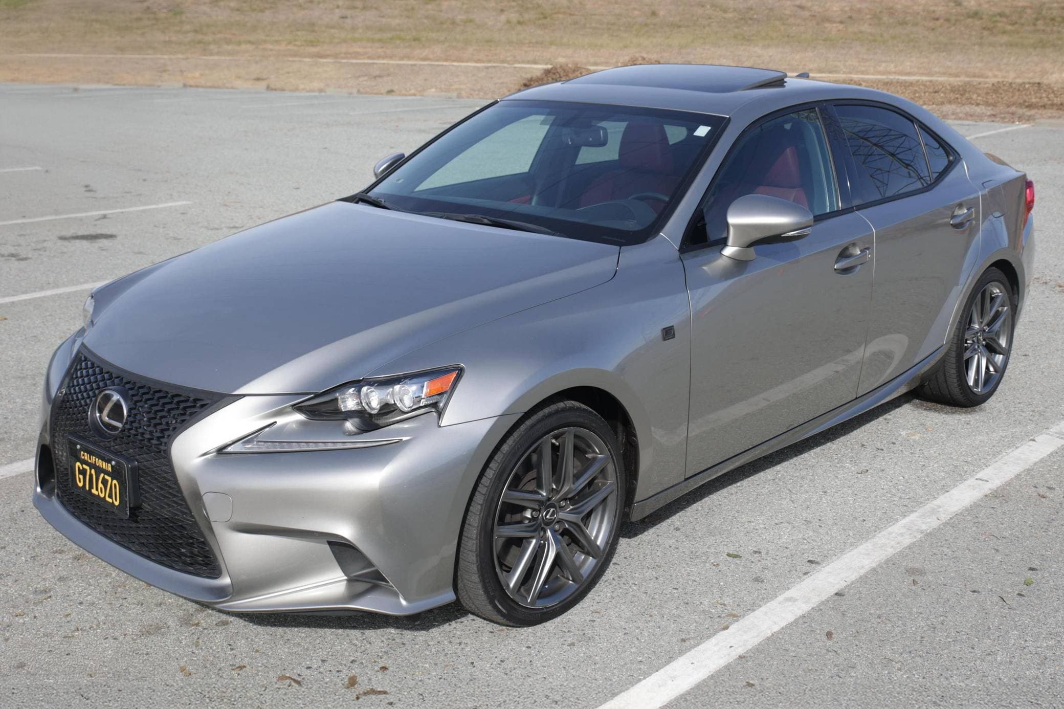 2015 Lexus IS sold for $22,222