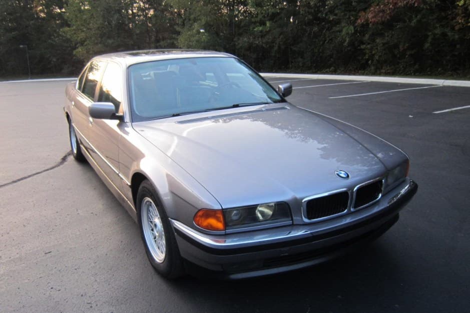 1998 BMW E38 7-Series sold for $7,500