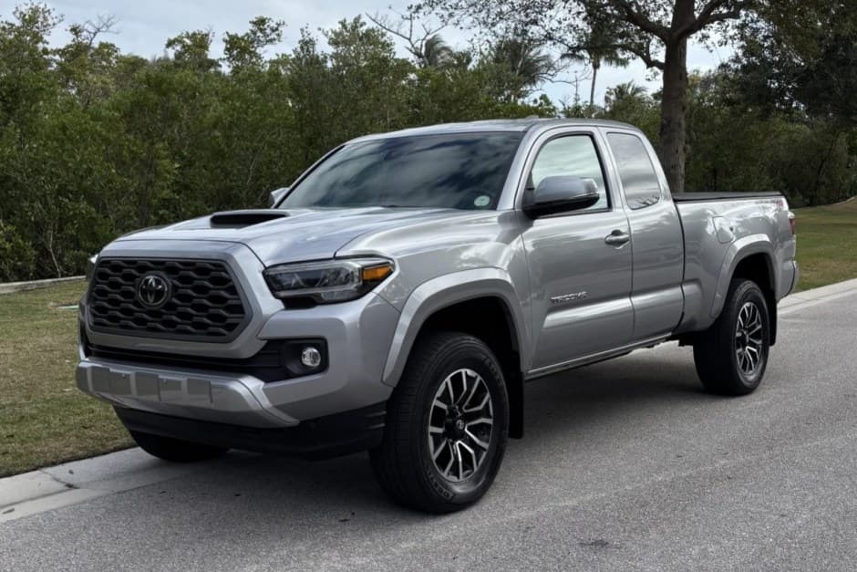 2021 Toyota Tacoma (N300 2016-2023) sold for $33,850