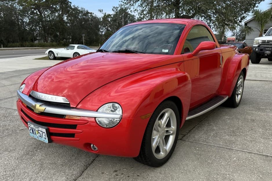 2003 Chevrolet SSR sold for $22,250